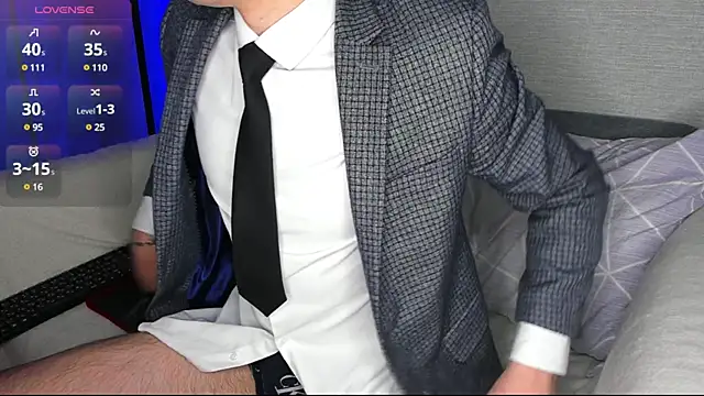 maxboy4 online show from January 4, 9:52 pm