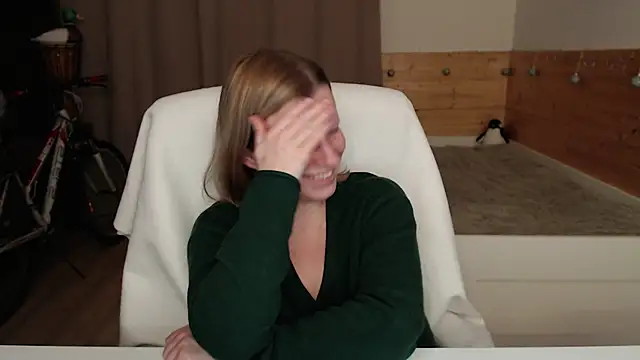 Exponent 5 online show from December 2, 8:44 pm