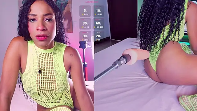 Ebony Skye online show from October 1, 2:01 pm