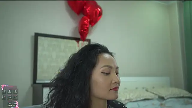 Snapshot of merca_8 chatting on February 23, 10:23 am merca 8 online show from February 23, 10:23 am