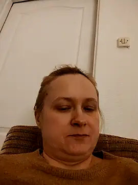 Snapshot of She-devilx chatting on February 4, 10:13 pm She-devilx online show from February 4, 10:13 pm