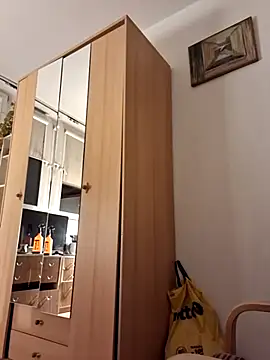 Snapshot of She-devilx chatting on September 20, 9:27 pm She-devilx online show from September 20, 9:27 pm