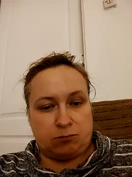 Snapshot of She-devilx chatting on October 28, 12:36 am She-devilx online show from October 28, 12:36 am