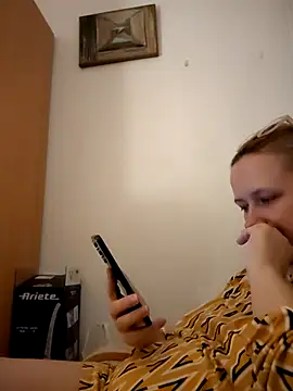 She-devilx online show from March 22, 9:40 pm