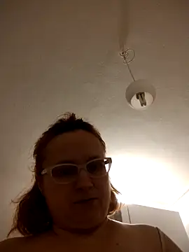 Snapshot of She-devilx chatting on May 24, 10:15 pm She-devilx online show from May 24, 10:15 pm
