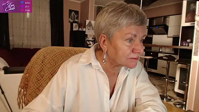 roxana brooks online show from January 14, 5:45 pm