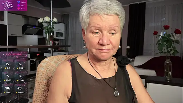 roxana brooks online show from February 4, 8:59 pm