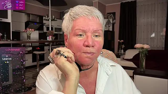 roxana brooks online show from March 6, 4:38 pm