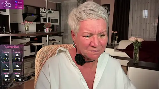 roxana brooks online show from March 6, 7:43 pm