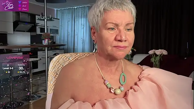 roxana brooks online show from March 13, 8:04 am