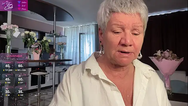 roxana brooks online show from March 19, 2:13 pm