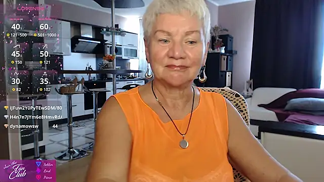 Snapshot of roxana_brooks chatting on June 21, 2:41 pm roxana brooks online show from June 21, 2:41 pm