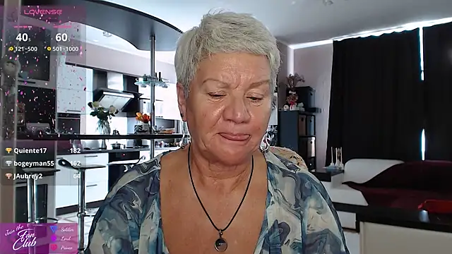 Snapshot of roxana_brooks chatting on July 28, 11:17 am roxana brooks online show from July 28, 11:17 am