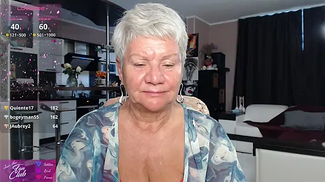 Snapshot of roxana_brooks chatting on July 28, 6:20 pm roxana brooks online show from July 28, 6:20 pm