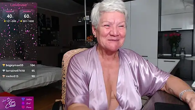 Snapshot of roxana_brooks chatting on July 31, 8:08 pm roxana brooks online show from July 31, 8:08 pm