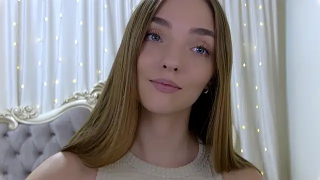 Snapshot of VirginieCruz chatting on January 23, 9:08 am VirginieCruz online show from January 23, 9:08 am