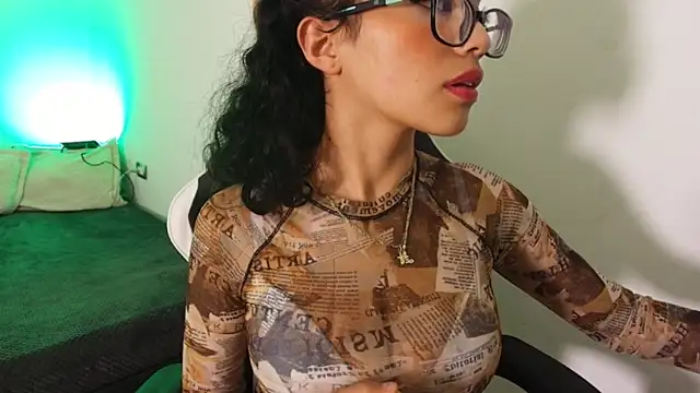 Marcelinee   online show from November 25, 10:43 pm