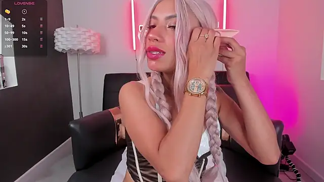 miss sweett online show from April 22, 5:58 pm