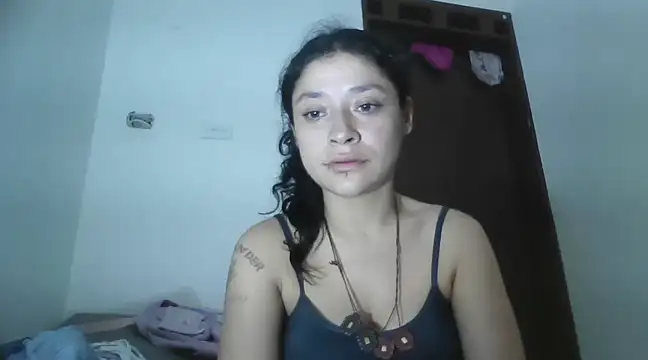 TamaraNauthy online show from January 3, 6:57 pm