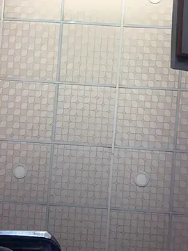 Hullax online show from November 20, 5:18 am