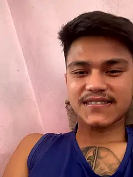 Hullax online show from April 17, 4:48 am