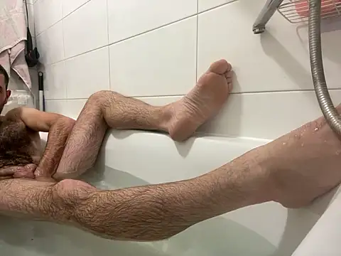 Snapshot of SexSanich chatting on October 3, 4:26 pm SexSanich online show from October 3, 4:26 pm