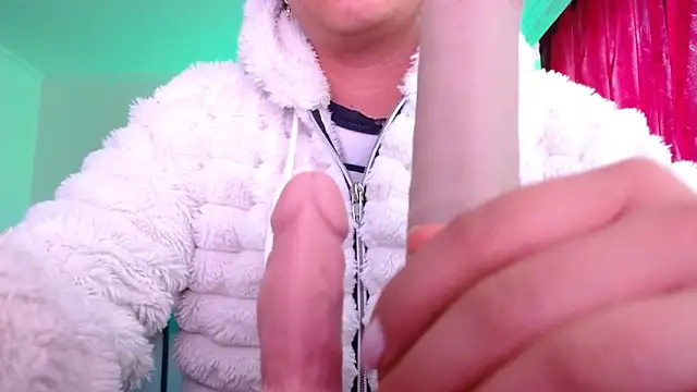 VALERY MEER online show from April 28, 11:59 am