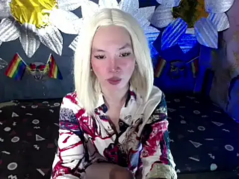 Rhianna wilson online show from July 12, 9:11 am