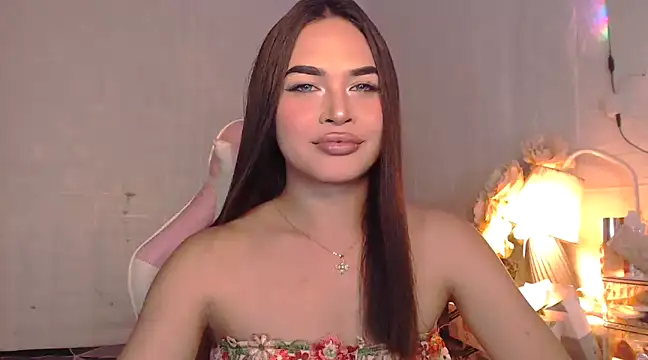 Ashely Lewis online show from February 3, 11:53 am