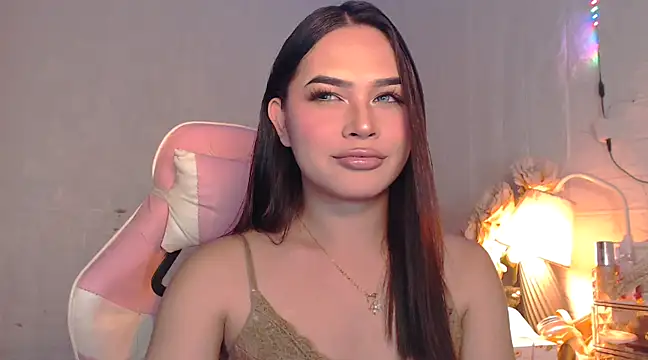 Ashely Lewis online show from February 5, 10:41 am