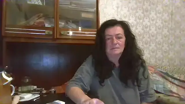 GypsiQueen2 online show from November 21, 6:50 pm