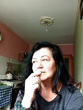 GypsiQueen2 online show from March 3, 8:53 am