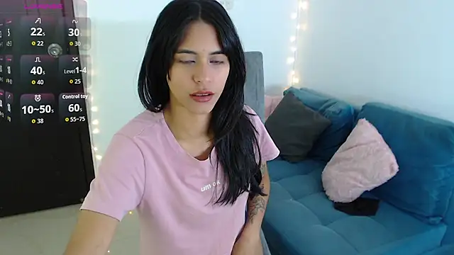 imSophia online show from September 27, 8:25 pm