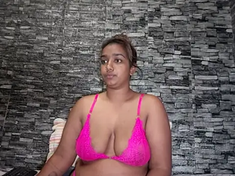 Snapshot of Xindias_fantasyX chatting on February 16, 5:53 pm Xindias fantasyX online show from February 16, 5:53 pm