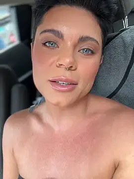 LukeLouHarvey online show from October 3, 4:31 am