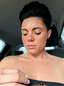 LukeLouHarvey online show from November 17, 3:12 am