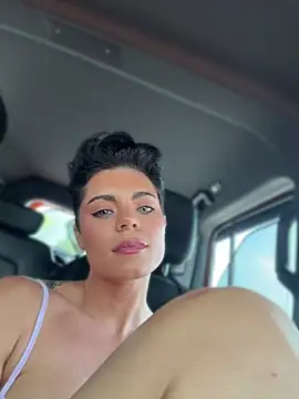 LukeLouHarvey online show from April 23, 5:52 am