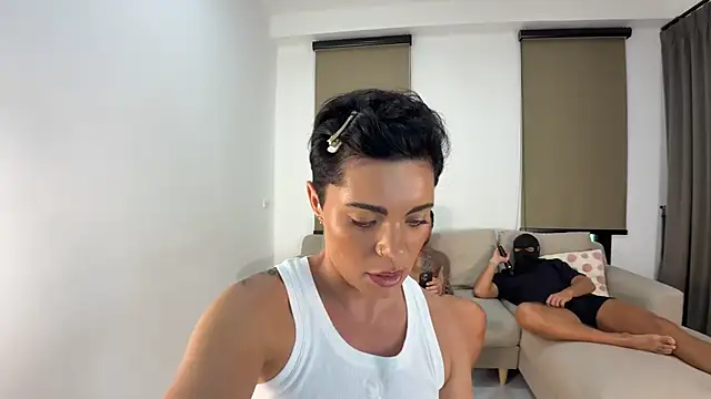 Snapshot of LukeLouHarvey chatting on July 17, 9:38 am LukeLouHarvey online show from July 17, 9:38 am