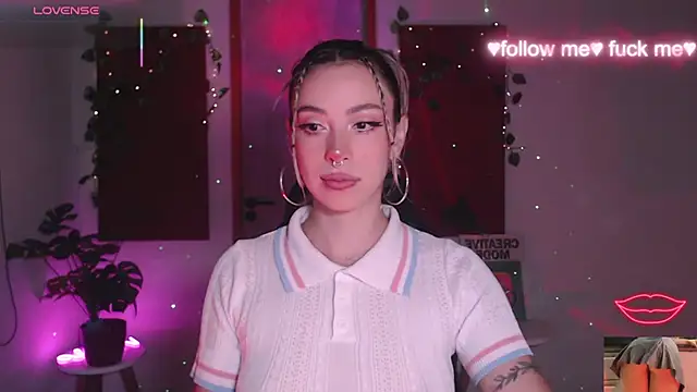 Snapshot of sakura_beauty chatting on February 27, 4:45 am sakura beauty online show from February 27, 4:45 am