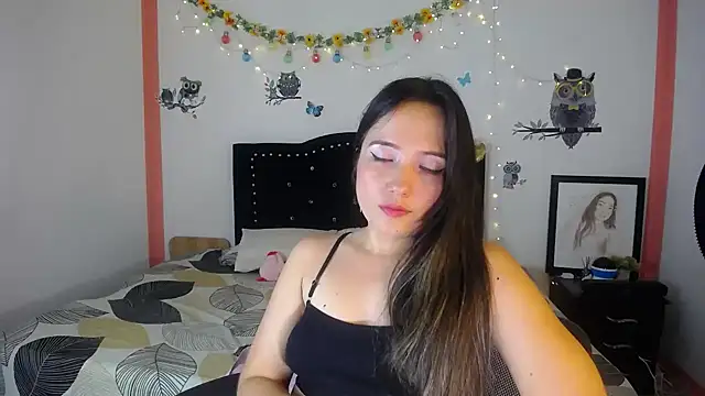 naughty girl 4u online show from December 27, 5:37 pm