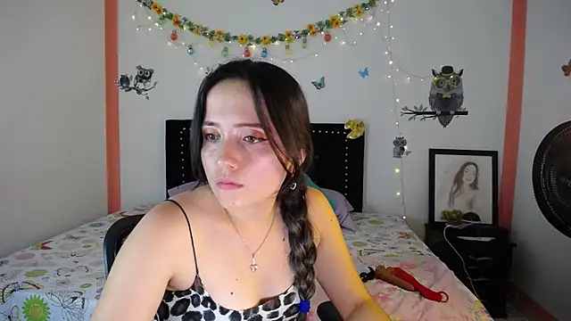 naughty girl 4u online show from February 17, 6:26 pm