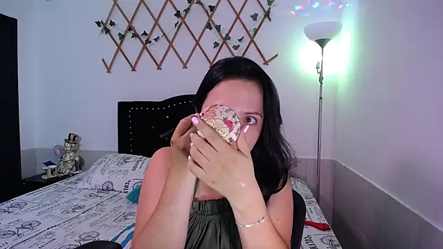 Snapshot of naughty_girl_4u chatting on November 10, 8:08 pm naughty girl 4u online show from November 10, 8:08 pm