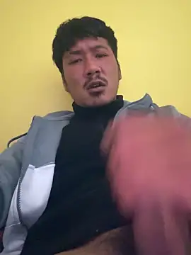 juniiorre online show from February 20, 3:45 pm