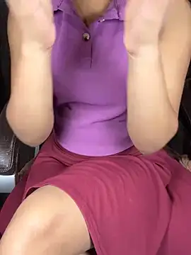 SCHOOL Girl 0 online show from January 10, 11:11 am