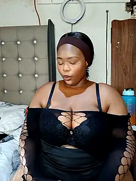 Aaaliyah445 online show from January 18, 5:00 am