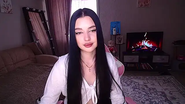   Malika   online show from April 16, 8:26 am