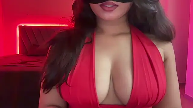 Hottie ishuu online show from April 14, 6:36 pm