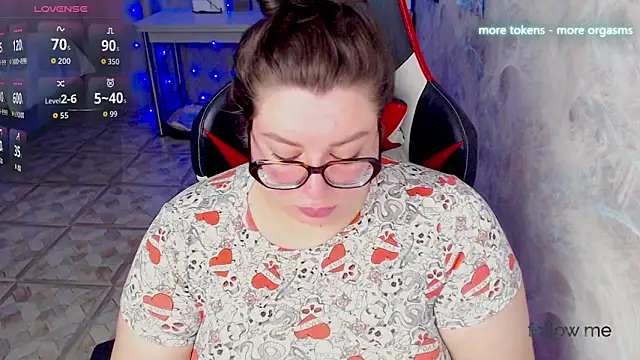 Snapshot of alexa_sweetyy chatting on May 14, 5:25 am alexa sweetyy online show from May 14, 5:25 am