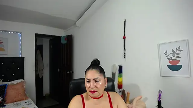 mature bigboobs10 online show from January 16, 4:28 am