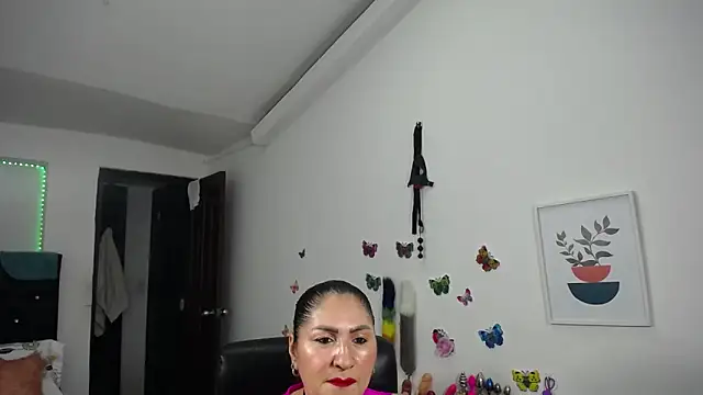 mature bigboobs10 online show from February 7, 4:27 am